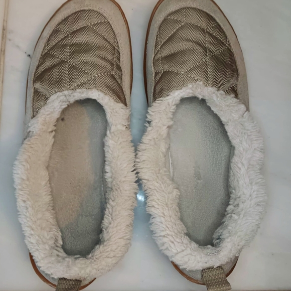 Columbia Shoes - Columbia Powder Summit Womens Slippers